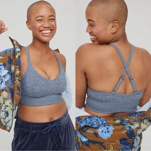 Offline by Aerie Gray Sports Bra Women’s Size L Seamless Stretch Racerback